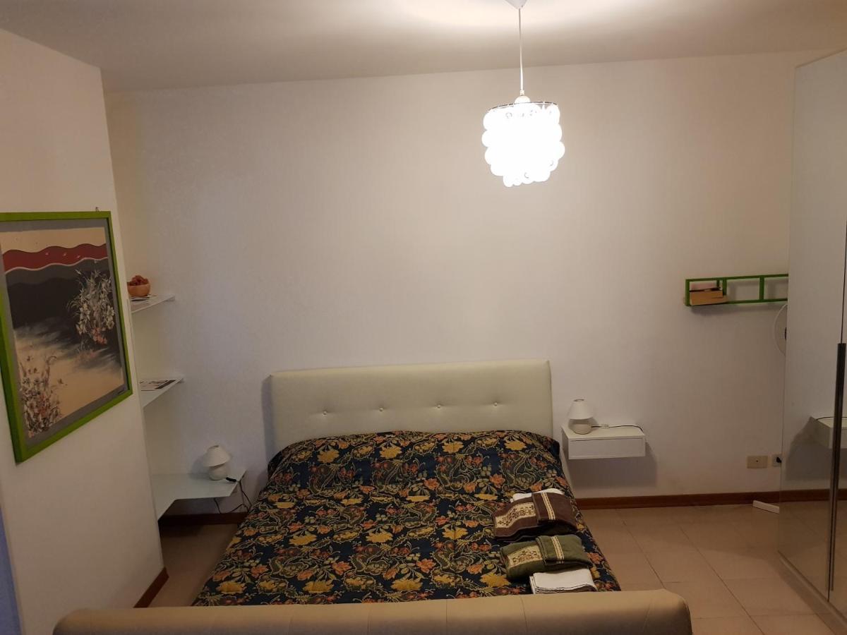 לינה וארוחת בוקר פרוג'ה Casa Nadia מראה חיצוני תמונה