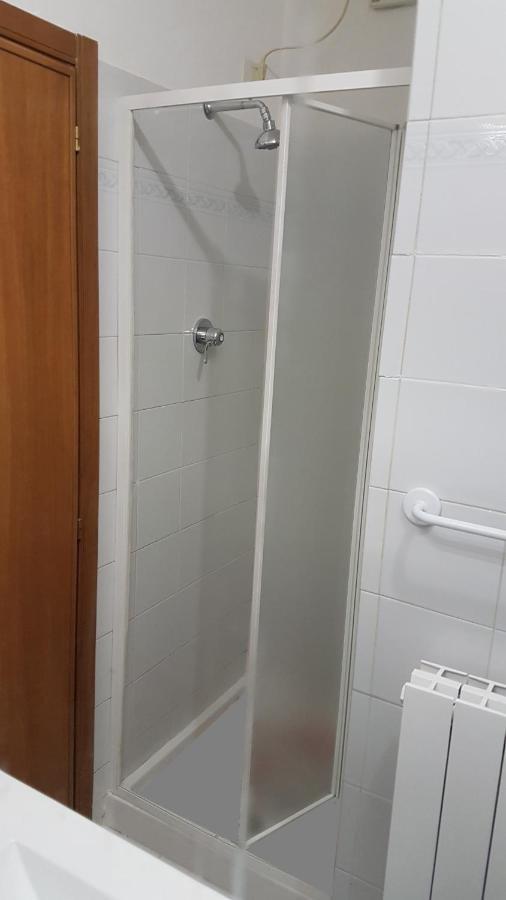 לינה וארוחת בוקר פרוג'ה Casa Nadia מראה חיצוני תמונה